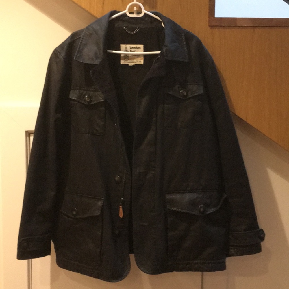 Size L London Fog Button Up winter coat 🧥